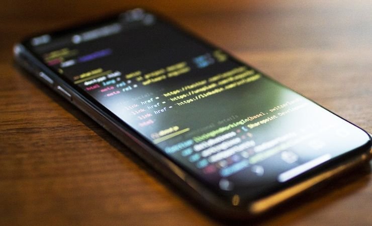 How a Mobile App Can Benefit Using an OpenSource Back End Technology?